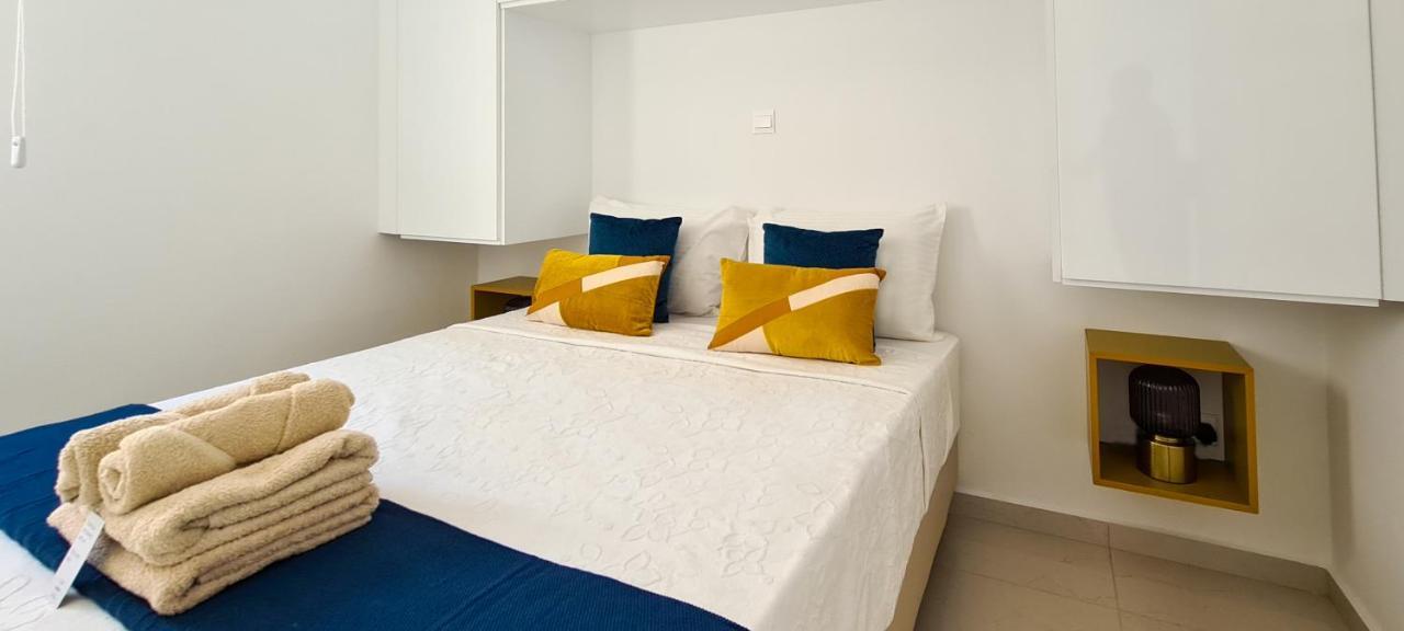 Phaedrus Living: Seaview Gold Flat Lighthouse 48 Paphos Exterior foto