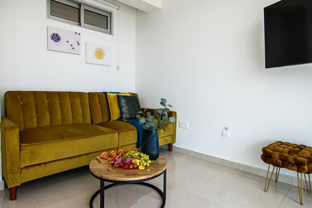 Phaedrus Living: Seaview Gold Flat Lighthouse 48 Paphos Exterior foto